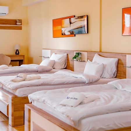 فندق Airstar Surčin المظهر الخارجي الصورة